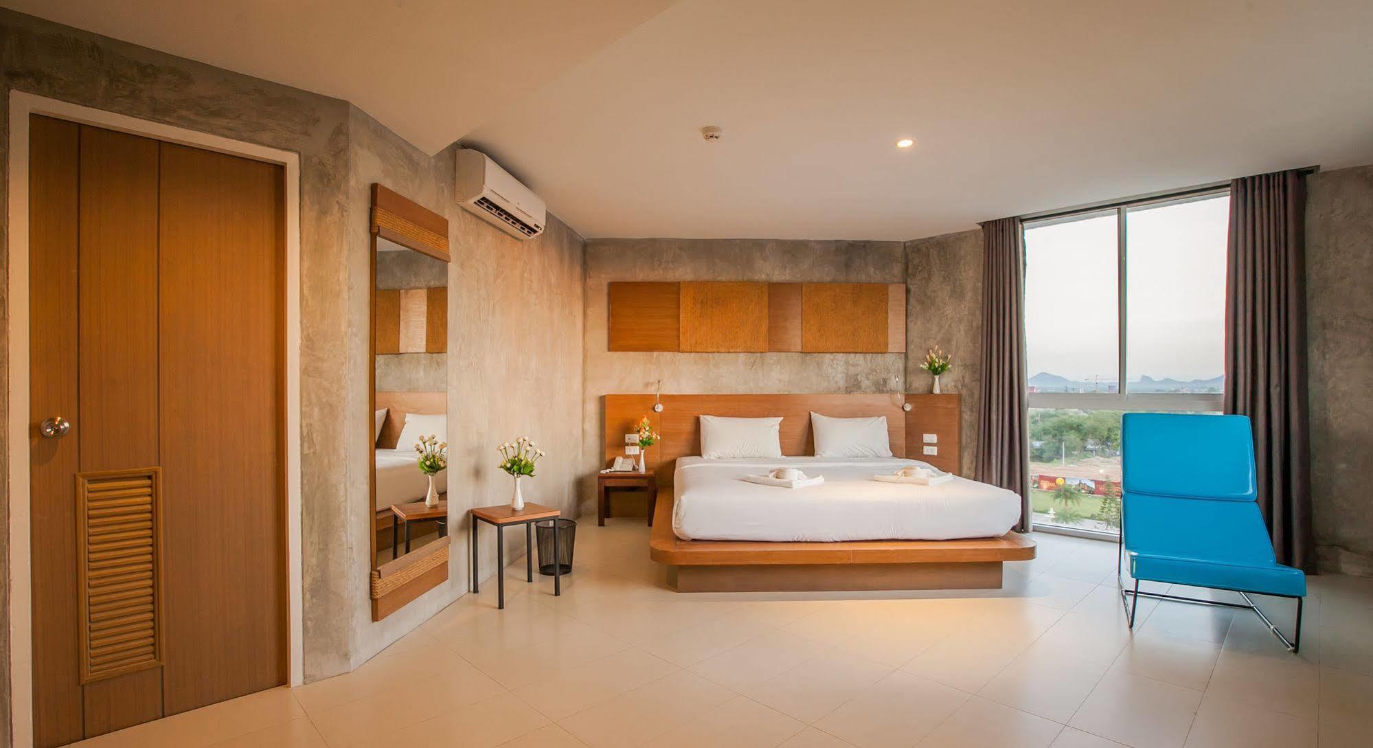 Hotel B2 Jomtien Pattaya Esterno foto